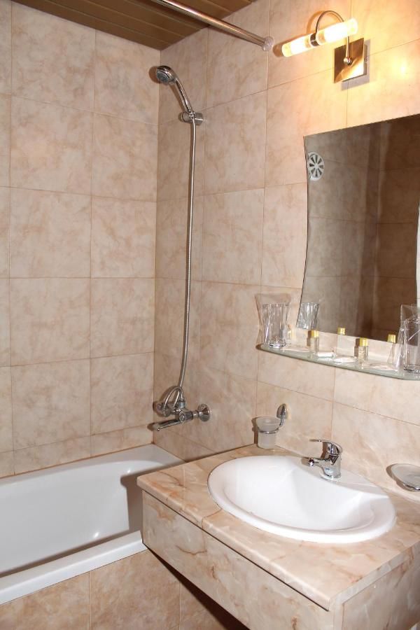 Отель Hotel Trakia Пазарджик