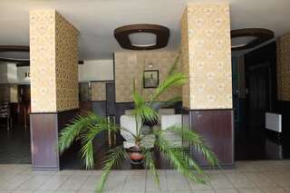 Отель Hotel Trakia Пазарджик-5